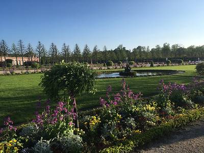 Mainandacht im Schlossgarten